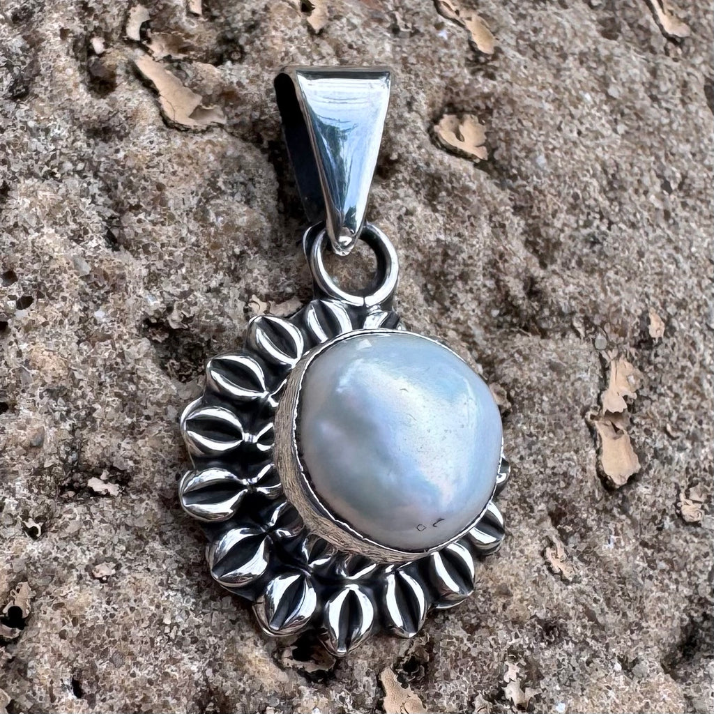 Pearl in Sterling Silver Shells Pendant-Jenstones Jewelry