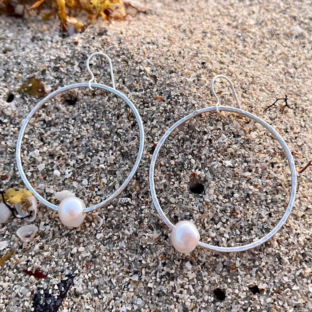 Hammered Bangle Earrings w/ Pearl in Silver-Jenstones Jewelry